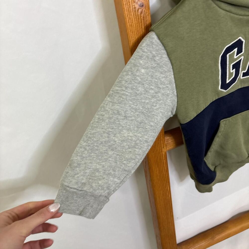 Babygap Green and Khaki Hoodie - Picture 3 of 6